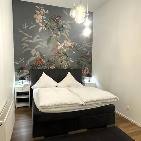 Loft Directly Next To Oktoberfest And Downtown